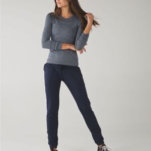 Lululemon base runners